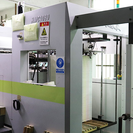 Automatic die-cutting machine